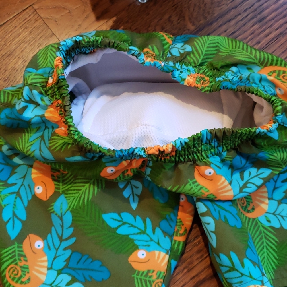 Size 2 Swim Trunks - Picture 3 of 3